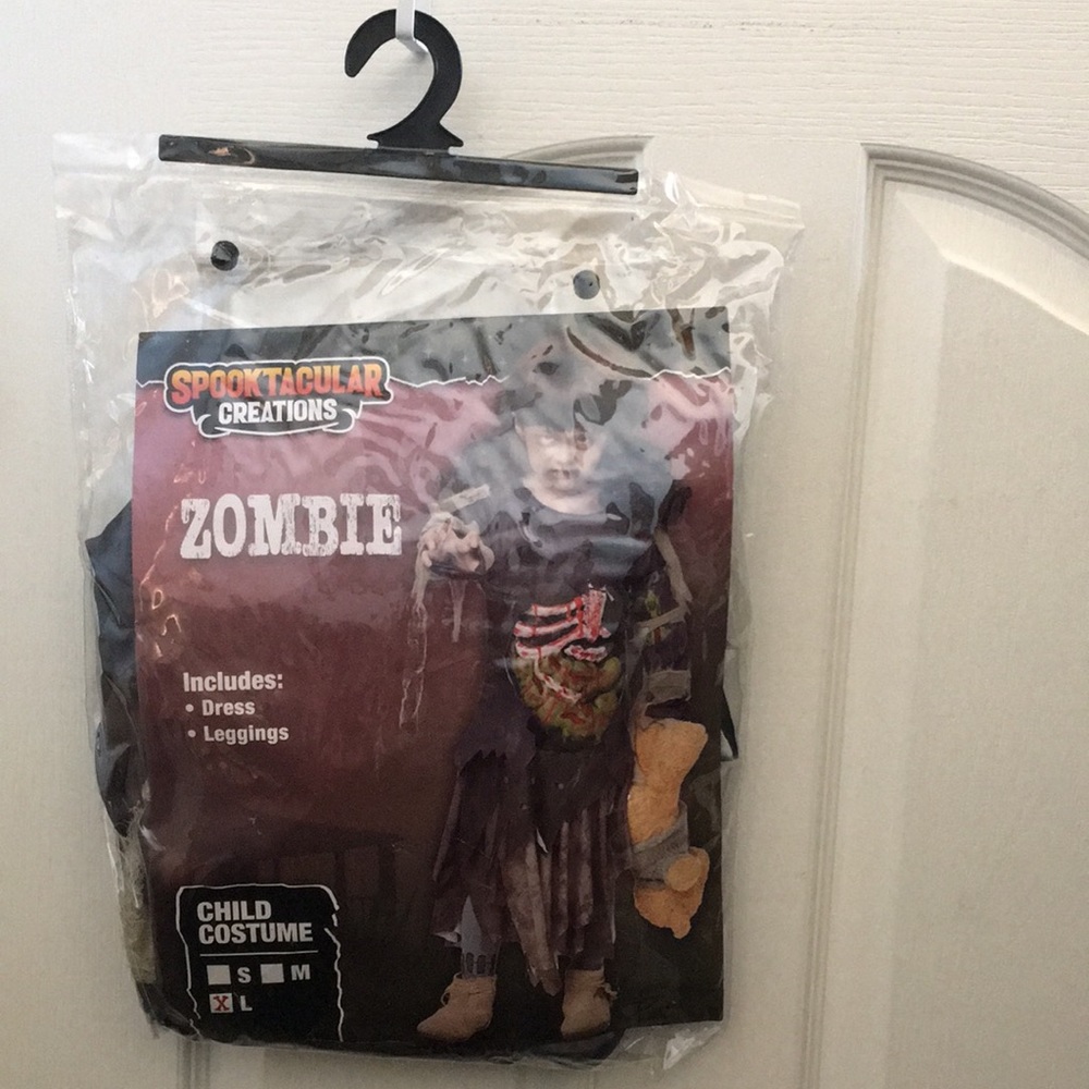NIP Child’s Spooktacular Creations Zombie Girl Deluxe Costume Set (L)